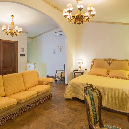 Palazzo Alexander 4* Lucca
