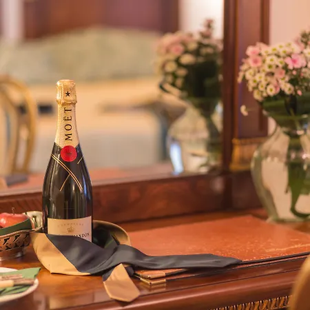 Palazzo Alexander 4* Lucca
