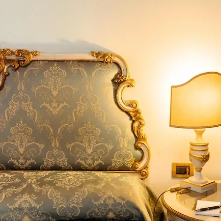 Palazzo Alexander 4* Lucca