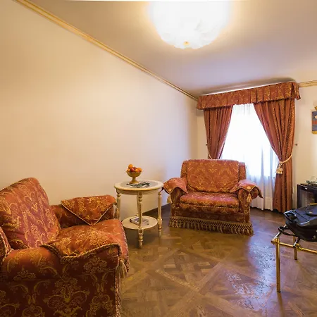 Palazzo Alexander 4* Lucca