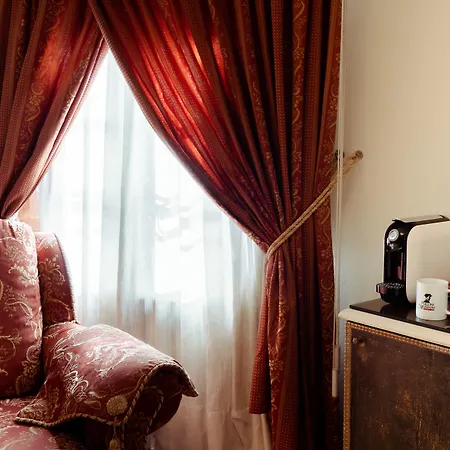 Palazzo Alexander Hotel 4*
