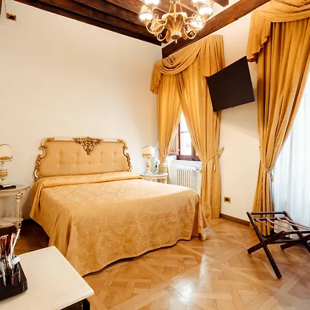 Palazzo Alexander