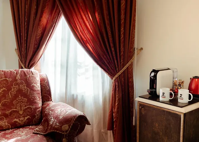 Palazzo Alexander 4*