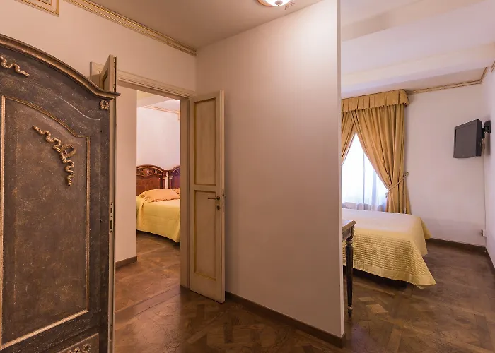 Palazzo Alexander Lucca