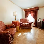 Palazzo Alexander Otel Lucca